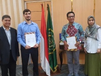 Employee Class Program Ima Nomor 7